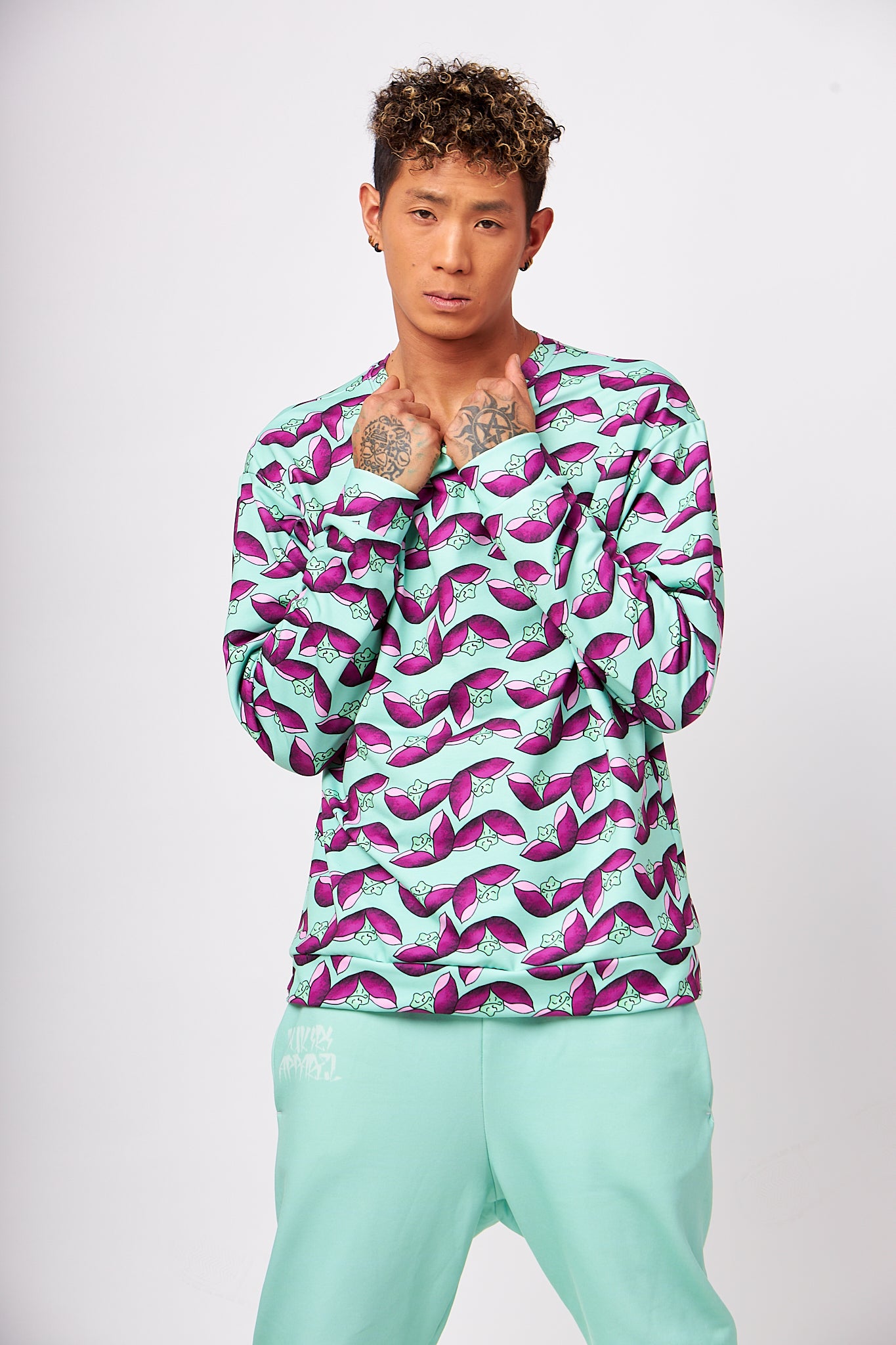 Lilac_Print_Vista_Blue_Premium_Streetwear_Sweatshirt