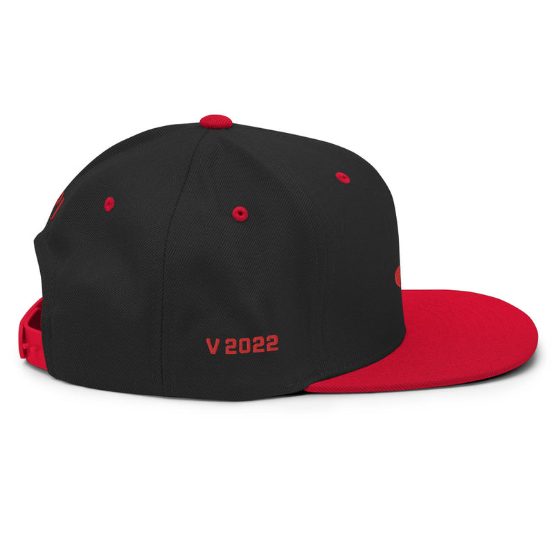 V 2022 Snapback Hat
