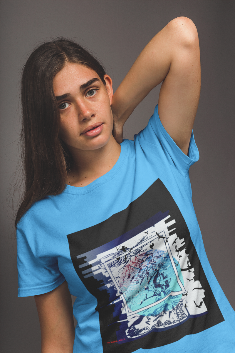Glitch World Women's Tee - dukiri apparel 