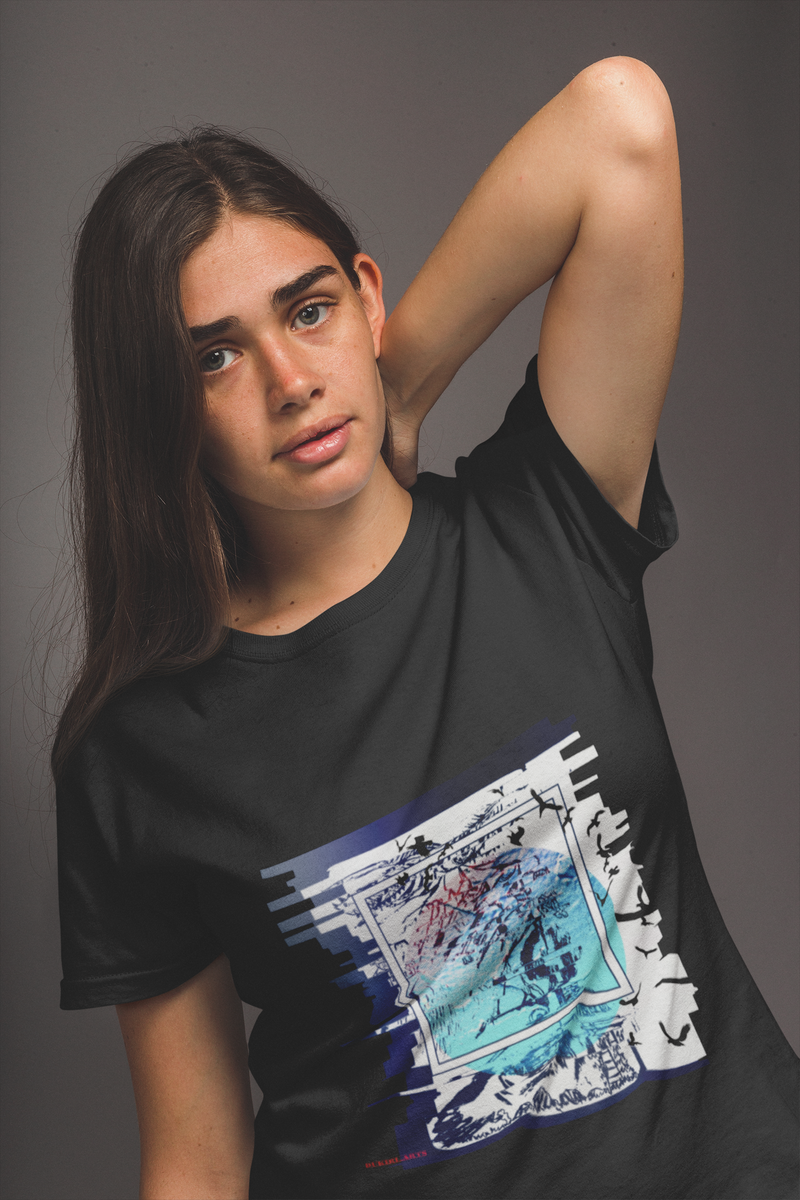Glitch World Women's Tee - dukiri apparel 